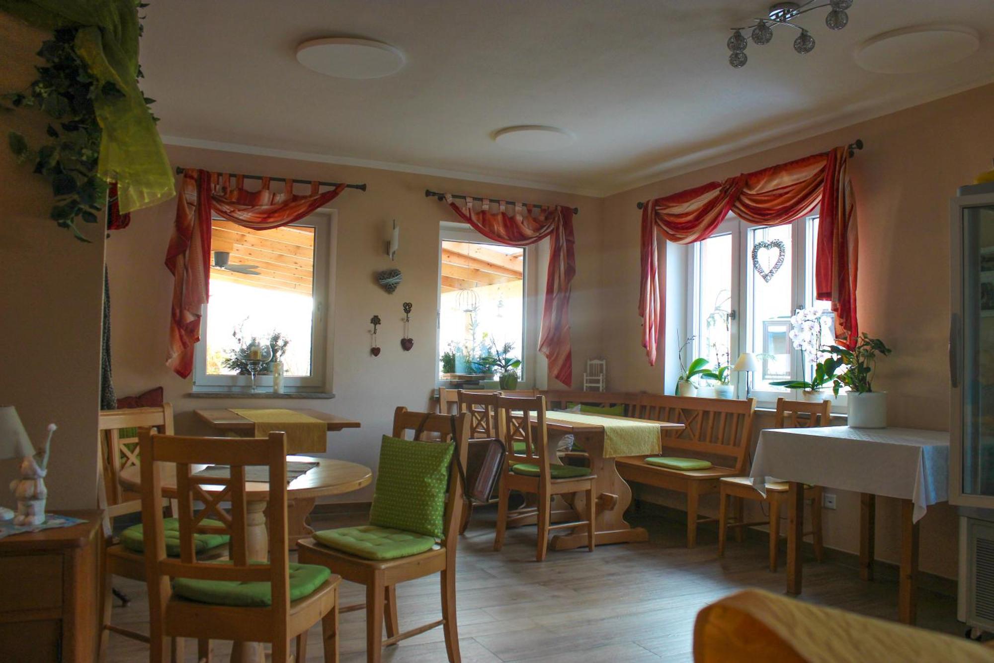 Frühstückspension Wirtsberg & Cafe